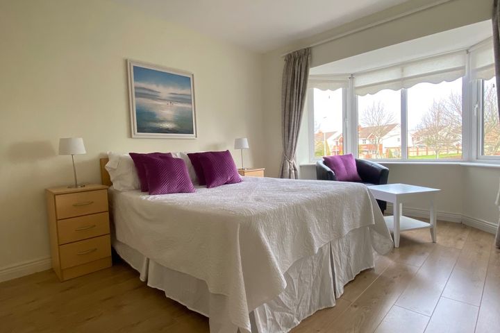 En Suite Larkfield Estate, Lucan, Co. Dublin