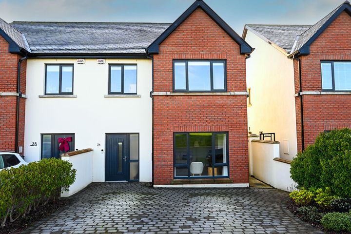 34 Maple Hill, Castle Heights, Kilmoney, Carrigaline, Co. Cork, P43HK37