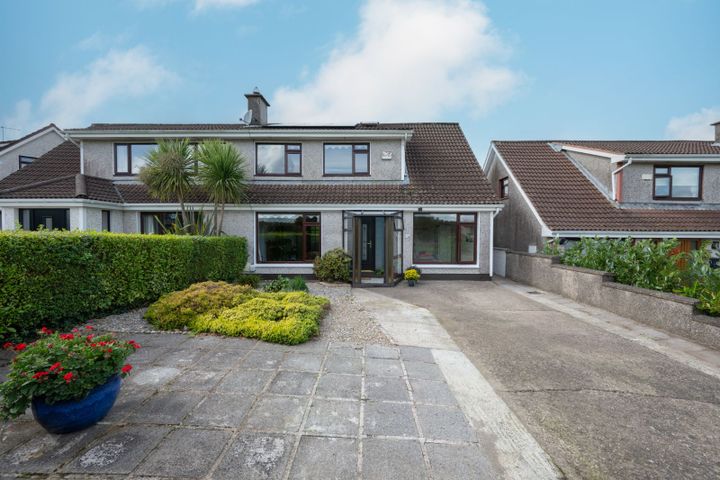 5 Manor Grove, Thornbury View, Rochestown, Co. Cork, T12R2HV