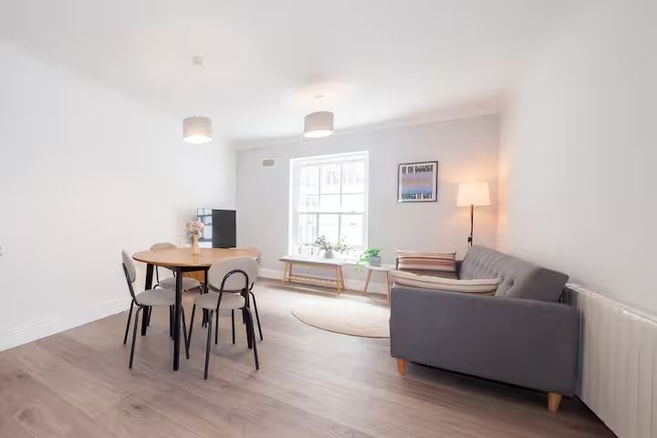 Apartment 11, 52 Mountjoy Square South, Dublin 1, D01R208