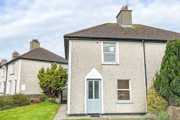 1 Pearse Street, Kilkenny, Kilkenny, Co. Kilkenny, R95NNH4