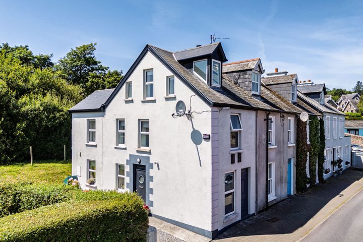 1 Emerald Terrace, Dunmore East, Co. Waterford, X91VH64
