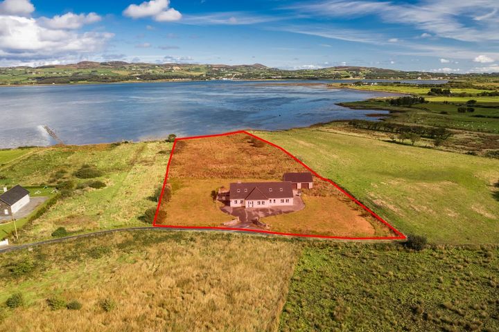 Glebe, Carndonagh, Carndonagh, Co. Donegal, F93W0D1