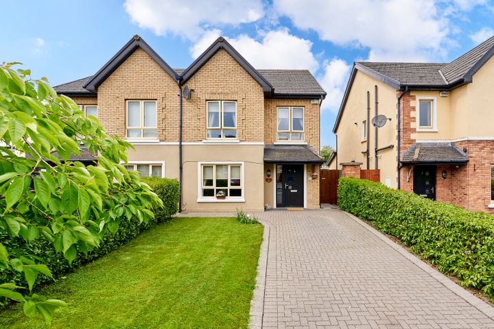 8 Coachyard Avenue, Coachyard Manor, Enfield, Co. Meath, A83X573