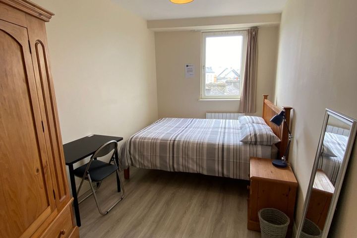 Eglinton Court, Eyre Street, Galway City Centre