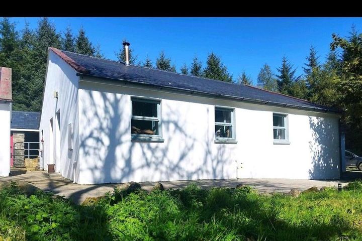 Ballygoonaun, Kilfenora, Ennis, Caherconnel, Co. Clare