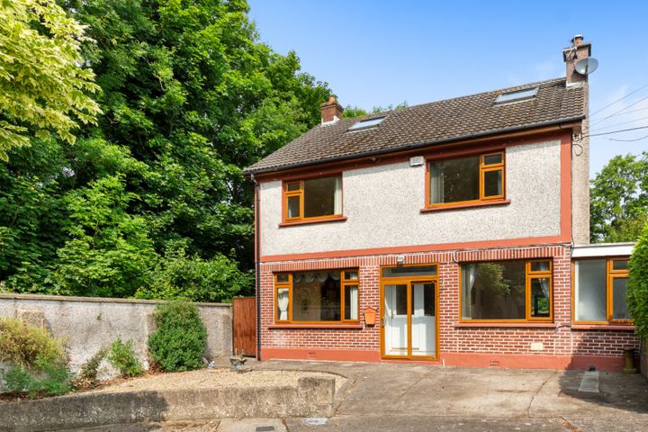 160 Clonkeen Crescent, Dun Laoghaire, Co Dublin, A96F8H7