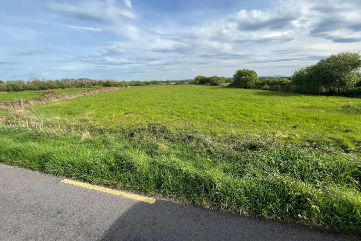 2.56 Acres at Mweevuck, Ballyconry, Lisselton, Co. Kerry