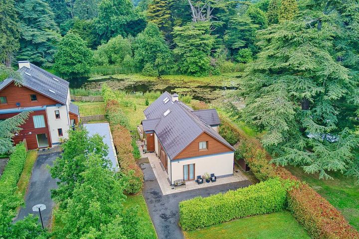9 Leinster Wood, Carton Demesne, Maynooth, Kildare