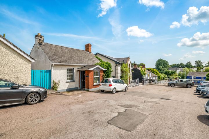 Sandymount, Abbey Road, Navan, Co Meath, C15V6X5