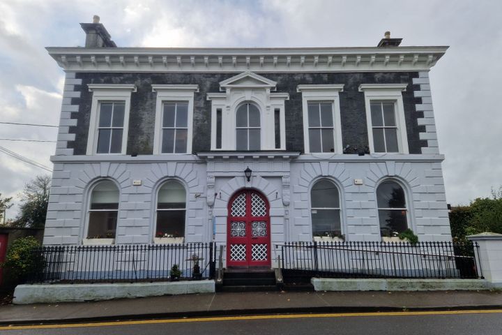Buttons And Bolts, Bank Street, Templemore, Co. Tipperary
