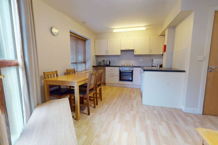 Apartment 33, Penrose Court, Waterford City Centre, X91C854