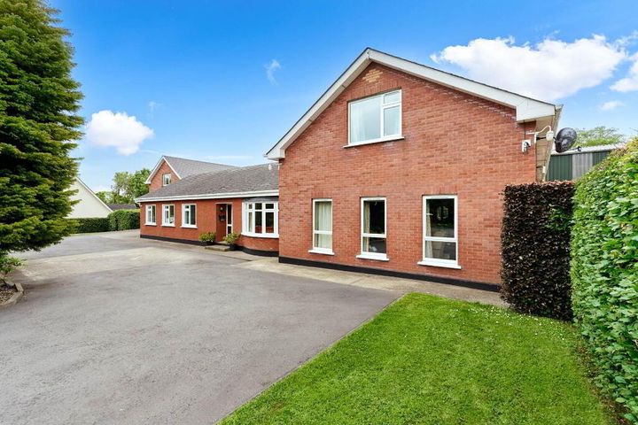 Brownstown, Kentstowm, Navan, Co. Meath, C15E289