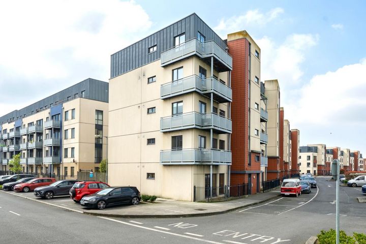Apartment 10, Cassian Court North, River Drive, Royal Canal Park, Dublin 15, Dublin 15, D15VW98