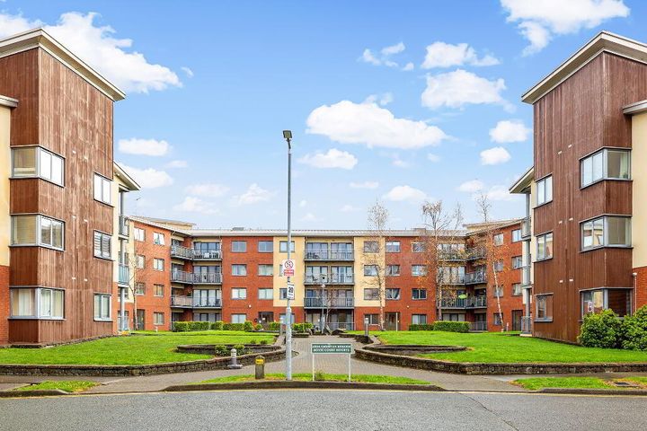 70 Rosse Court Heights, Lucan, Co. Dublin, K78TE84