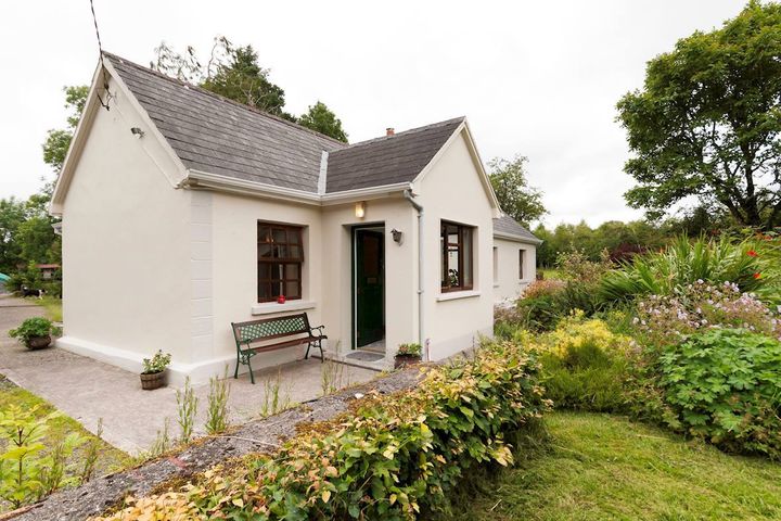 Hawthorn Farm Cottage (II15381), Curry, Co. Sligo