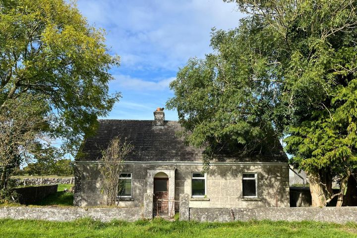 Emone, Belclare, Tuam, Co. Galway, H54KX47