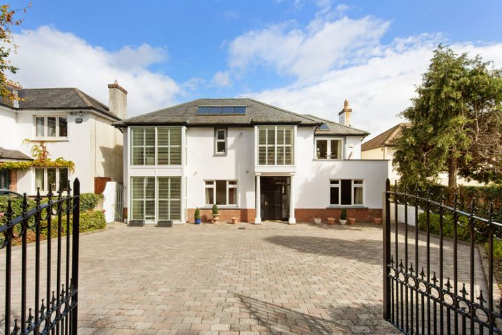 Aberfoyle, Bray Road, Foxrock, Dublin 18, D18X6K8