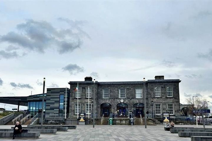Limerick Colbert Station, Limerick City Centre