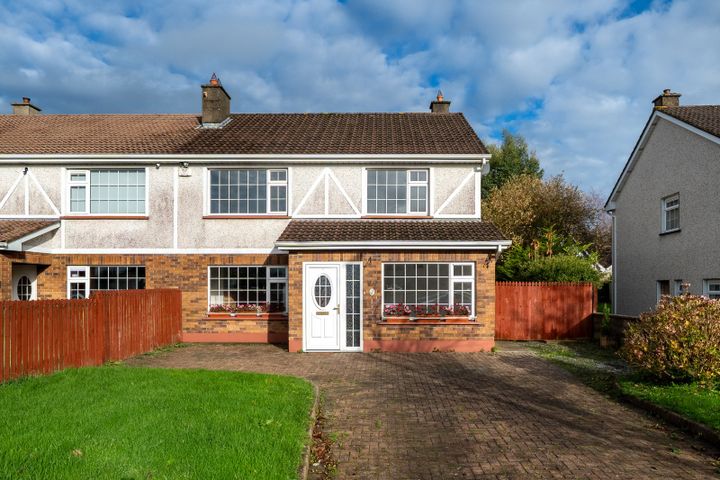 8 Ardnacassa Avenue, Ballinalee Road, Longford Town, Co. Longford., N39F7T2