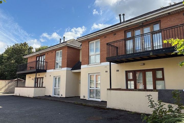Apartment 2, Curragh Hall Lodge, Tyrrelstown, Dublin 15, D15C62F