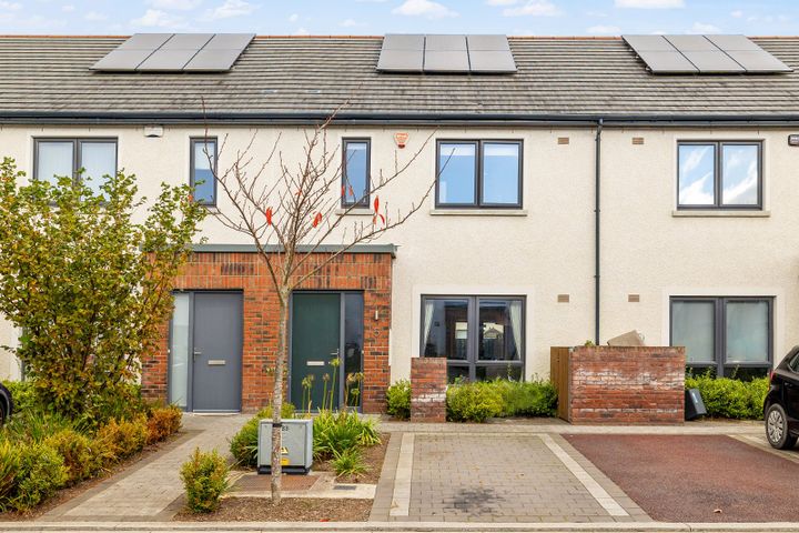 5 Somerton Grove, Lucan, Co Dublin, K78R6K6