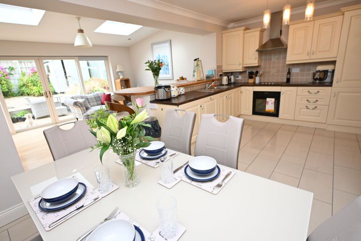 15 Rosebay Drive, Forest Hill, Carrigaline, Co. Cork, P43X766