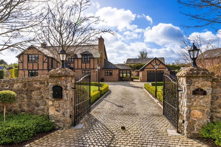 Cayman Lodge, 8 Mabestown, Malahide, Co. Dublin, K36XR26