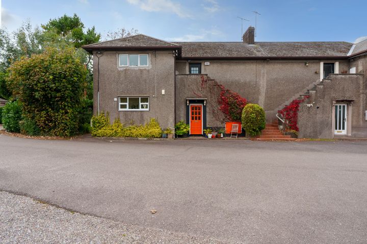 2 Temple Lawn, Blackrock, Co. Cork, T12NY13