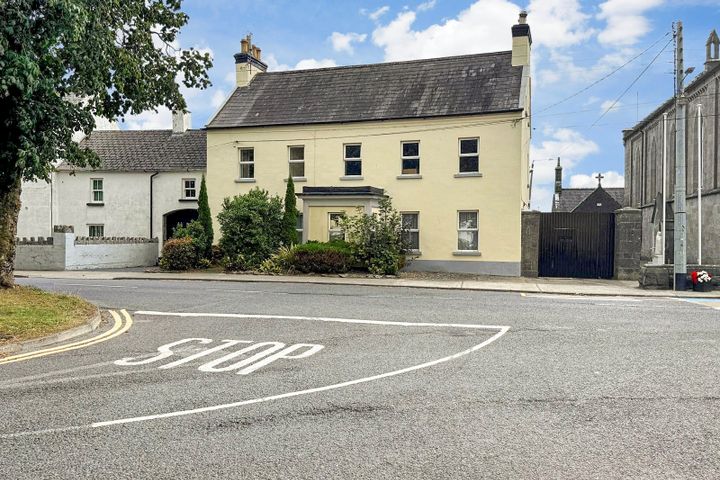 Former St. Catherines Nursing Home, Freshford, Co. Kilkenny, R95C578