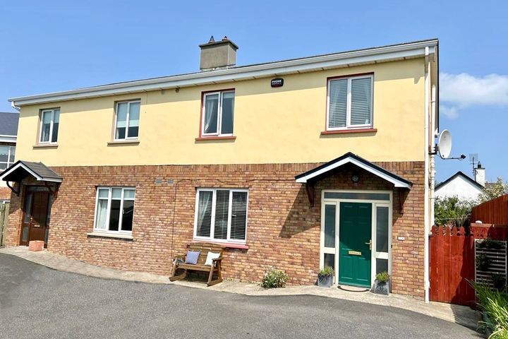 19 The Drive, Ocean Links, Strandhill, Sligo