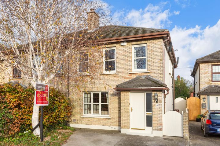 4 Birchdale, Westminister Park, Foxrock, Dublin 18, D18A3H9