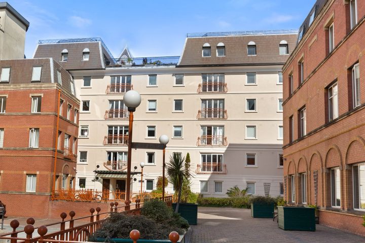 15 Century Court, Georges Street Upper, Dun Laoghaire, Co Dublin, A96RW18