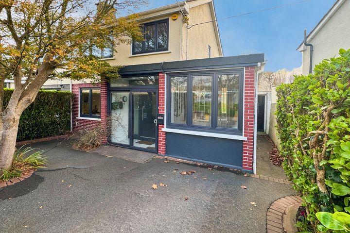 8 Hillview Drive, Dun Laoghaire, Dun Laoghaire, Co. Dublin, A96A9X5