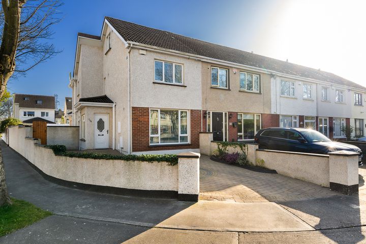104 Oakwood Grove, Clondalkin, Dublin 22