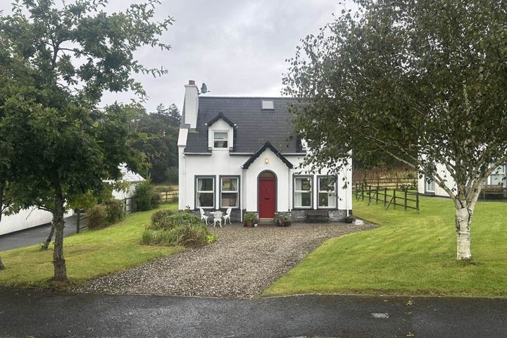 7 DUNROSS, Culdaff, Co. Donegal, F93E189