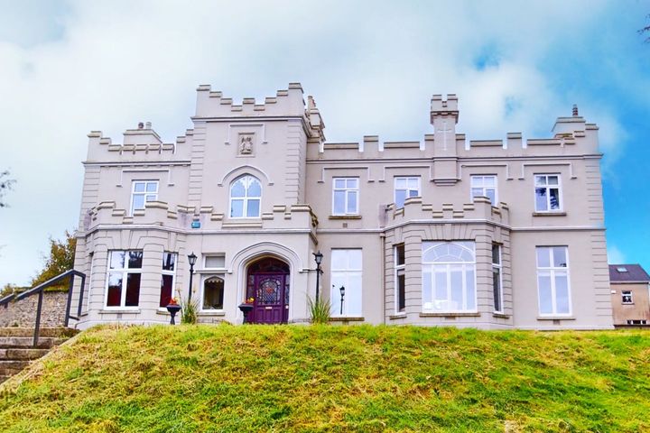 St. Aidan's Manse, Cathedral Street, Enniscorthy, Wexford