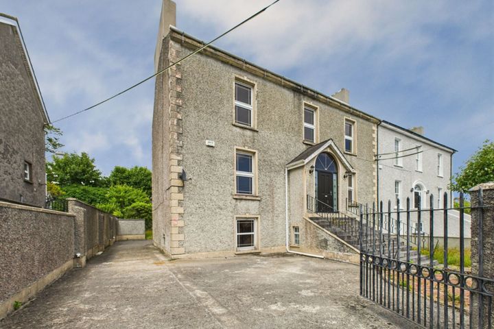 2 Sweetbriar Park,, Tramore,, Co. Waterford, X91CF77
