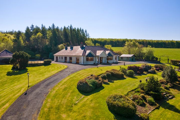 Chatsworth Lodge (with c 10 Acres), Ballyarthur, Woodenbridge, Co. Wicklow, Y14NC83