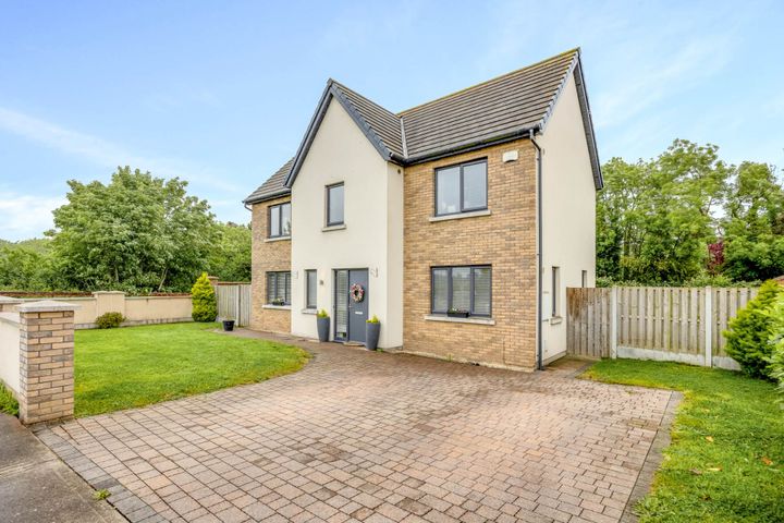 9 The Lawn, Cnoc Dubh, Ballyboughal, Co. Dublin, A41Y221