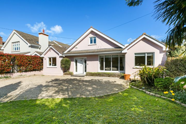 18 Hillside Dr, Castlepark, Rathfarnham Dublin 14, Dublin 14, Dublin