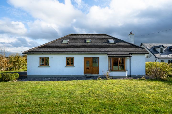 Lugamarla, Mountbolus, Co Offaly, R35X230