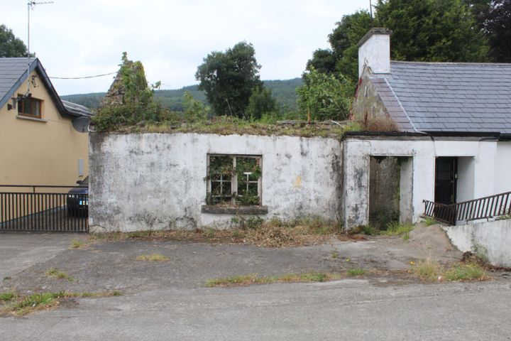 The Dwelling, Lisvarrinane, Kilross, Co. Tipperary, E34H720