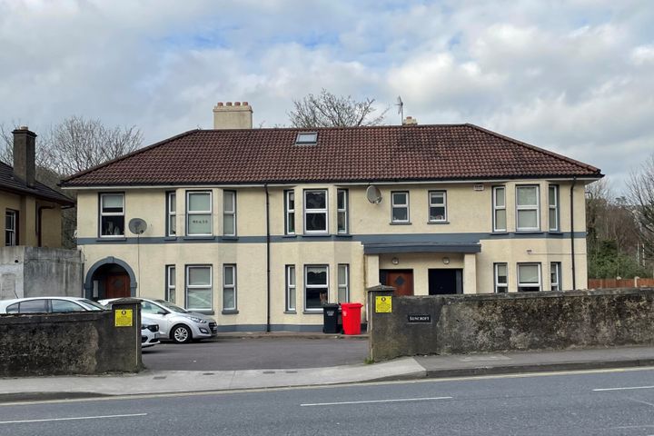 parking space at suncroft, victoria cross, cork, t12a5wr