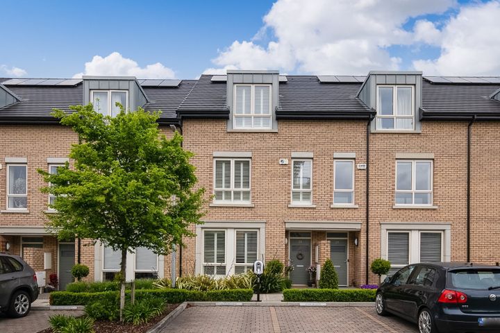 28 Roseland Avenue, Cualanor, Upper Glenageary Road, Dublin