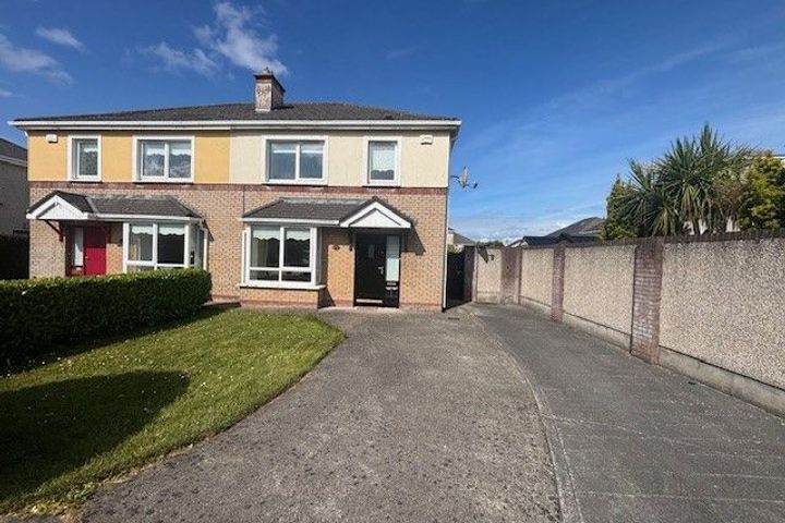 13 The Crescent, Grange Manor, Lucan, Co. Dublin, K78XK12