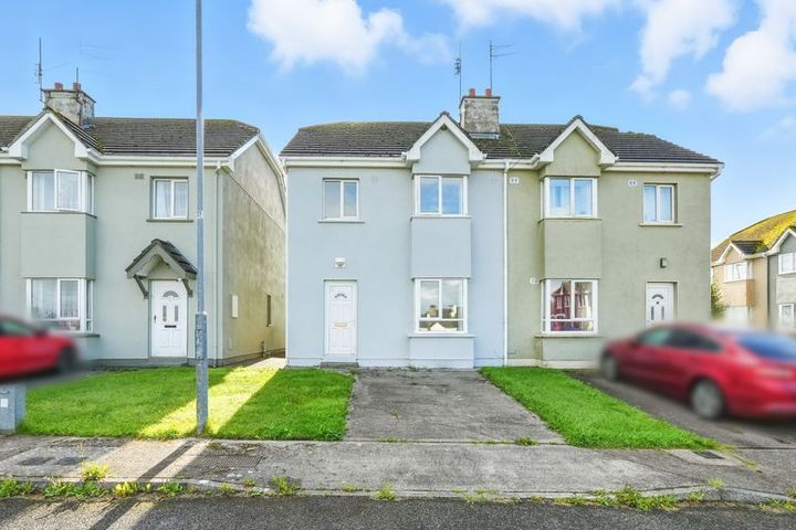 10 Fortlands Close, Kiltimagh, Kiltimagh, Co. Mayo, F12RC78