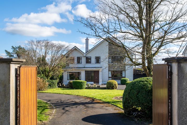 Glenogue, Charleville Road, Tullamore, Co Offaly, R35WT78