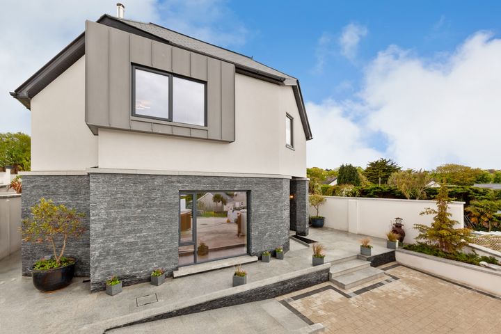 Cliff View, Thormanby Road, Howth, Dublin