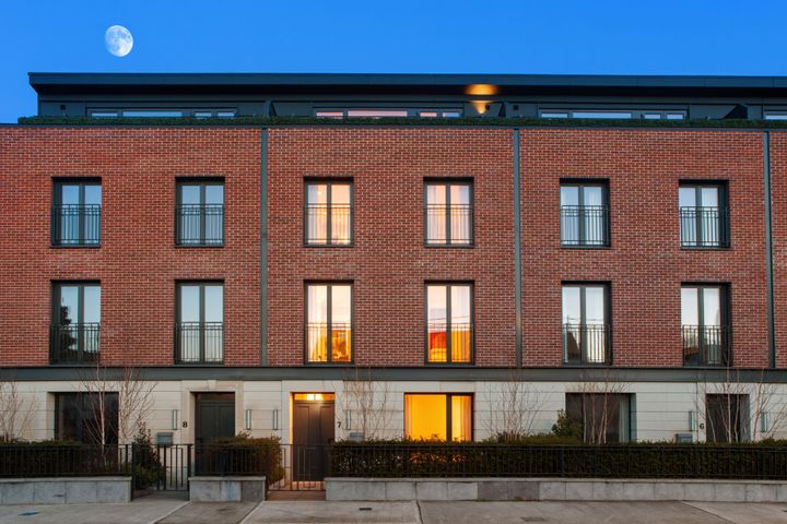 7 The Terrace, Torquay Road, Foxrock, Dublin 18, D18RRK5